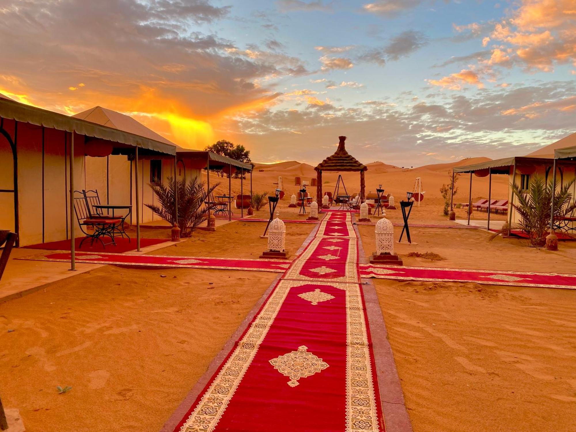 Merzouga Moonlight Desert Camp מראה חיצוני תמונה